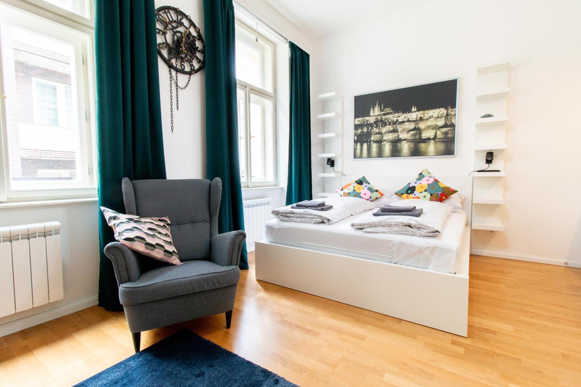 Stay Inn Apartments Stepanska Prag Exteriör bild