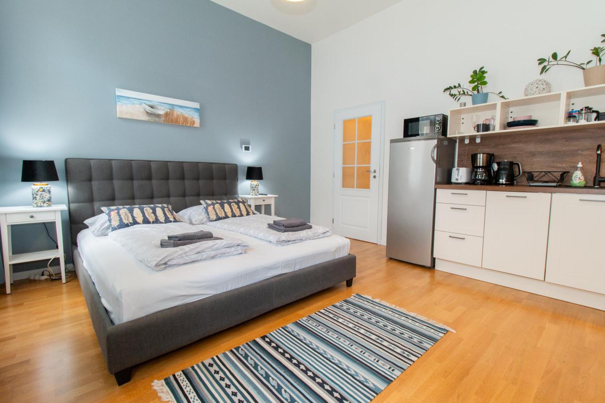 Stay Inn Apartments Stepanska Prag Rum bild